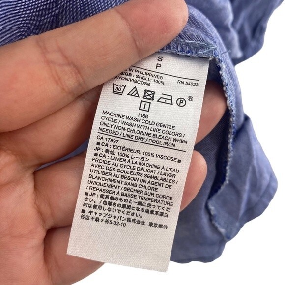 Banana Republic Women S Puff Sleeve Peasant Blouse Chambray Blue - Picture 3 of 6